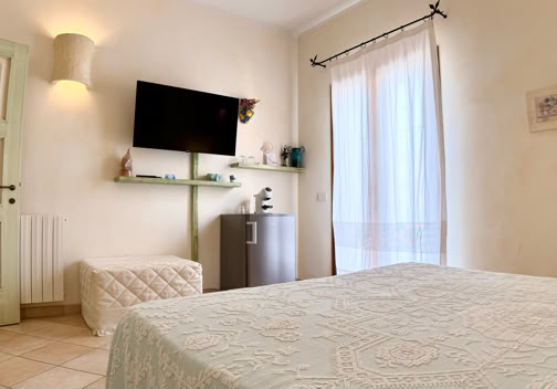 Vista Camera del Mirto